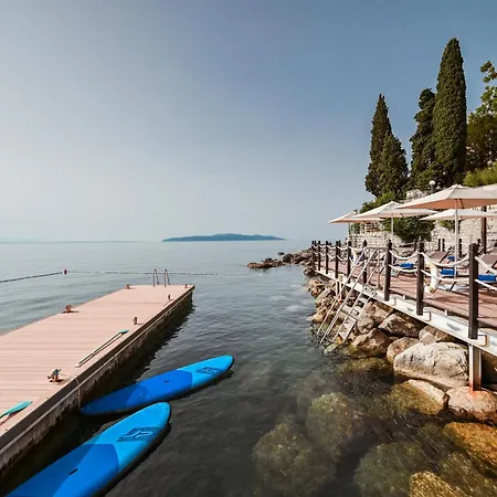 Ikador Luxury Boutique & Hotell