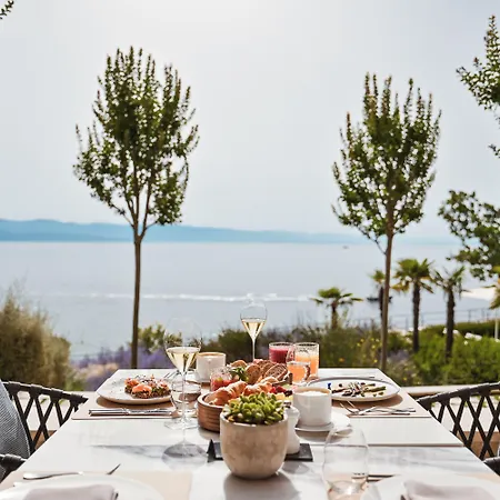 Ikador Luxury Boutique & 5*