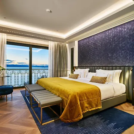 Ikador Luxury Boutique & Hotell