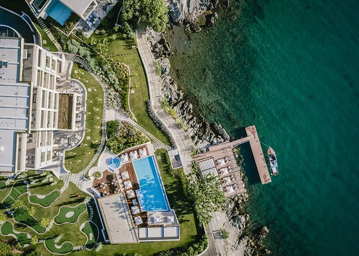 Ikador Luxury Boutique &