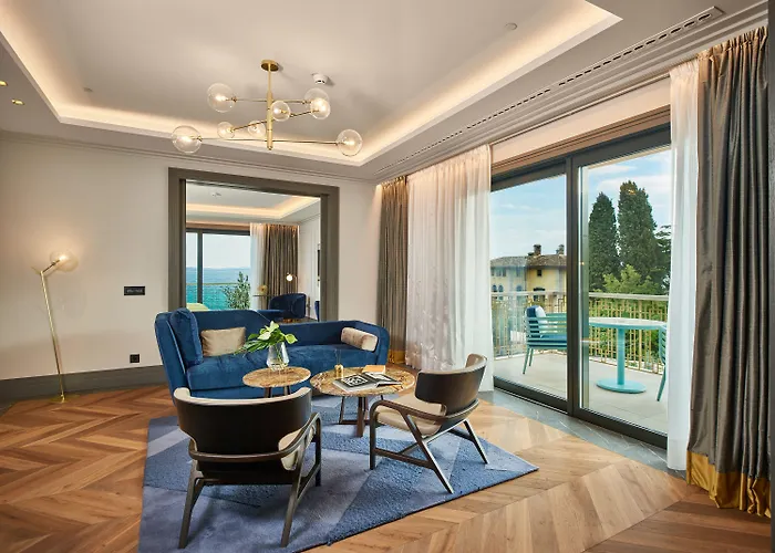 Otel Ikador Luxury Boutique & 5*