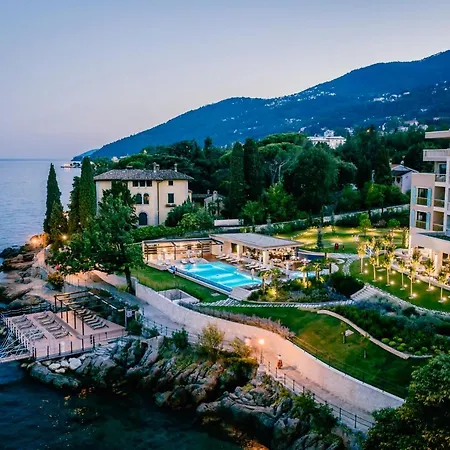 Ikador Luxury Boutique & Ξενοδοχείο 5*