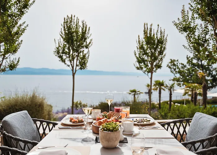 Ikador Luxury Boutique & 5*