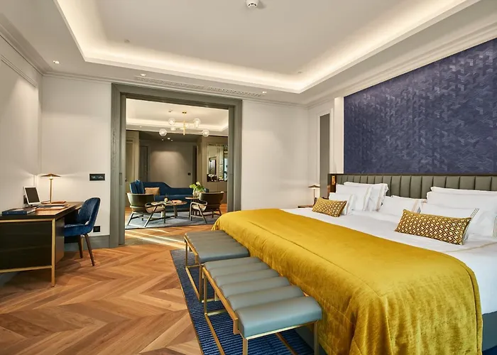 Ikador Luxury Boutique & 5*