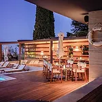 Hotel Ikador Luxury Boutique &